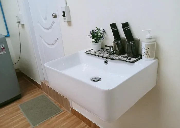 Cozy , 5 Mins Walk To Mrt Bang Kapi Bangkok