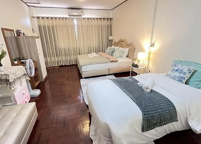 Cozy , 5 Mins Walk To Mrt Bang Kapi Gæstehus Bangkok